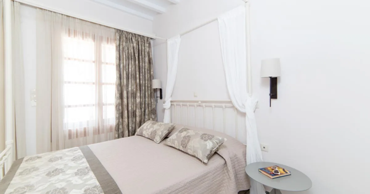 Agerino Studios, Νάξος