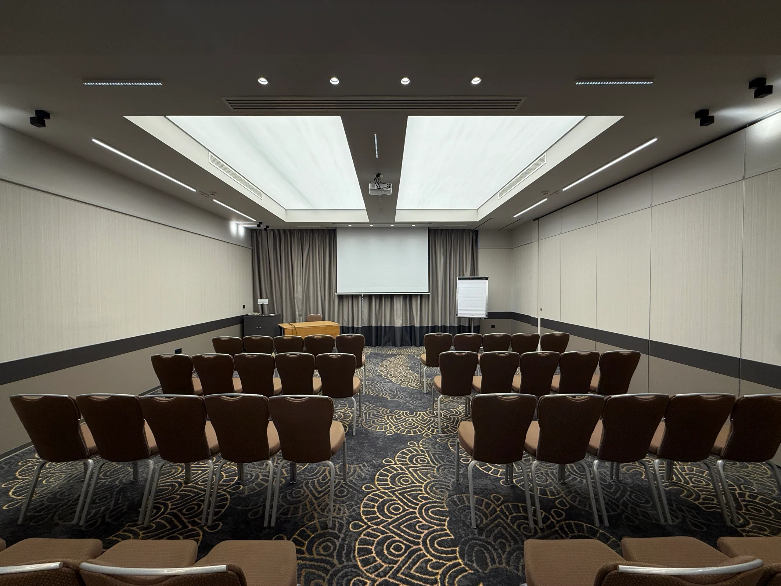 Holiday Inn Athens – Λεωφόρος Αττικής