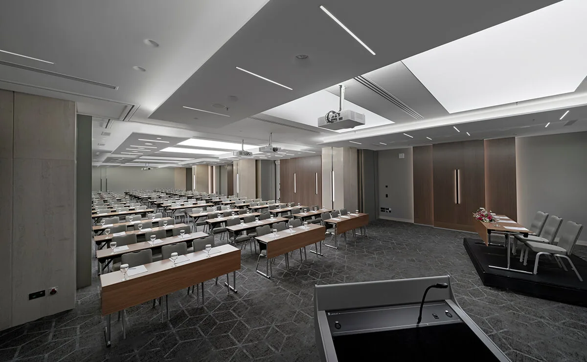 Crowne Plaza Athens – Συνεδριακό Κέντρο, 5*