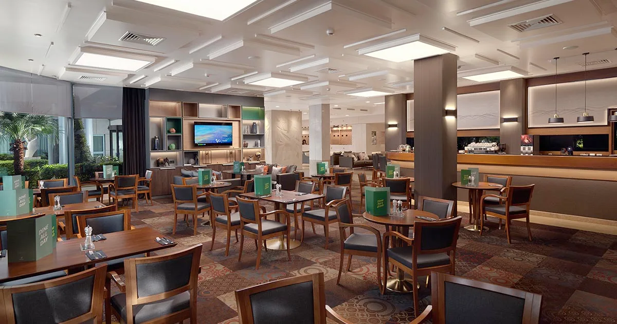 Holiday Inn Athens, 4* – Open Lobby Concept