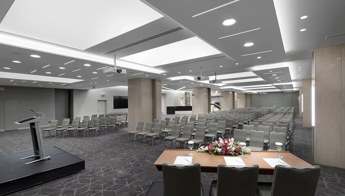 Crowne Plaza Athens – Συνεδριακό Κέντρο, 5*