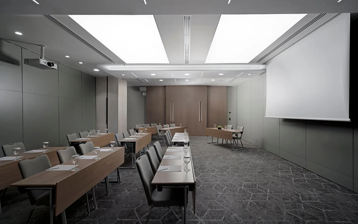 Crowne Plaza Athens – Συνεδριακό Κέντρο, 5*