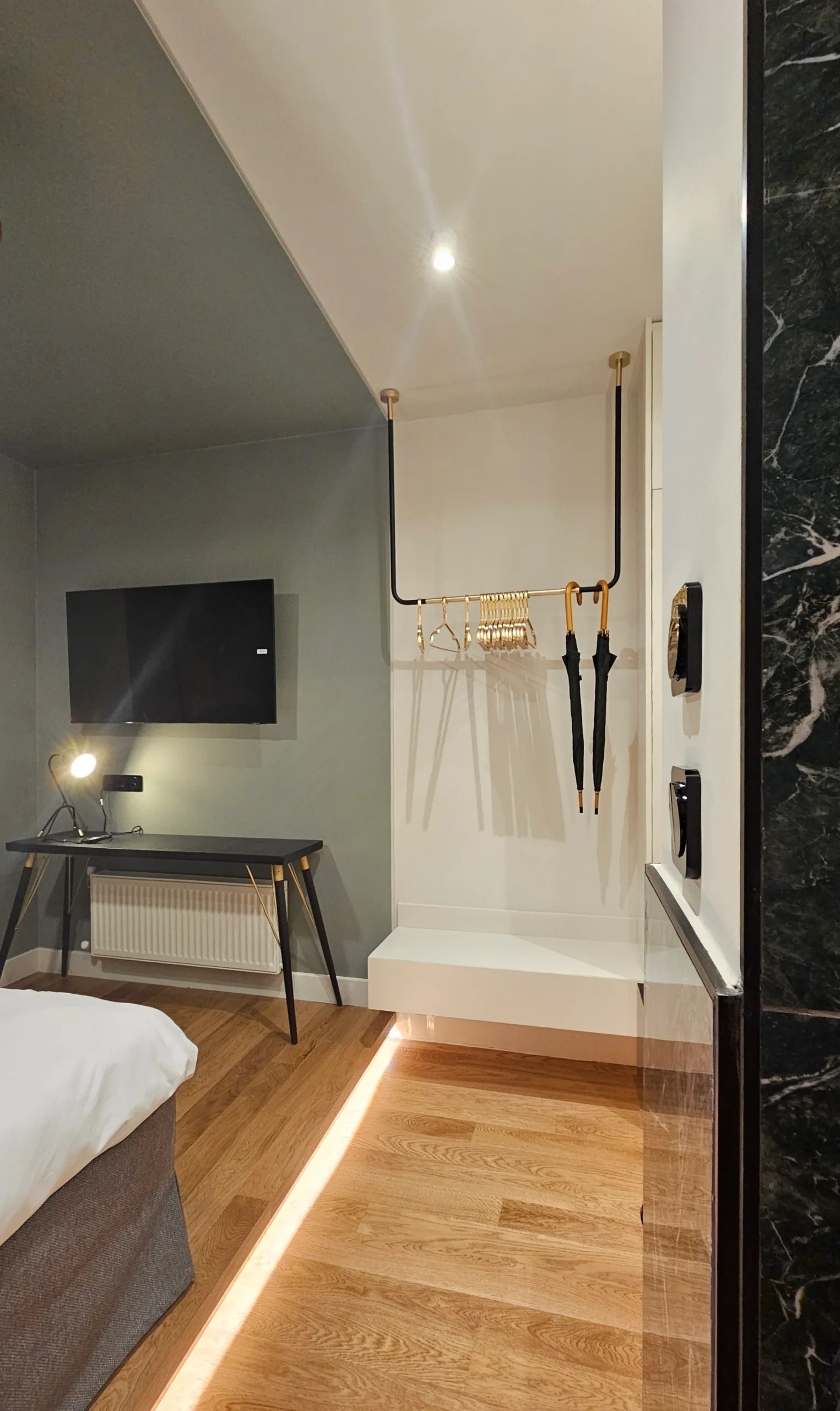 Hospitality Atelier, Κολωνάκι