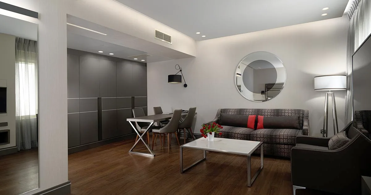 Holiday Suites, Οδός Άρνης, 5*