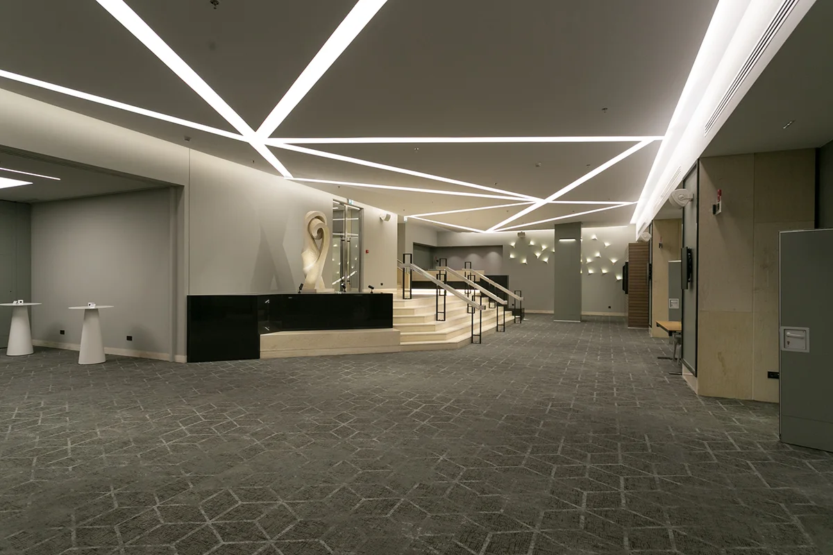 Crowne Plaza Athens – Συνεδριακό Κέντρο, 5*